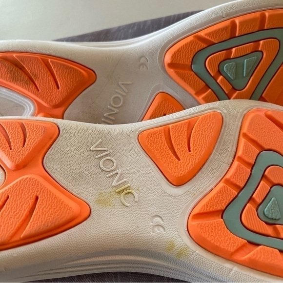 Vionic Women's Agile Fyn Cross Trainer Blue and Grey Sneakers- size 8.5 - Picture 8 of 10